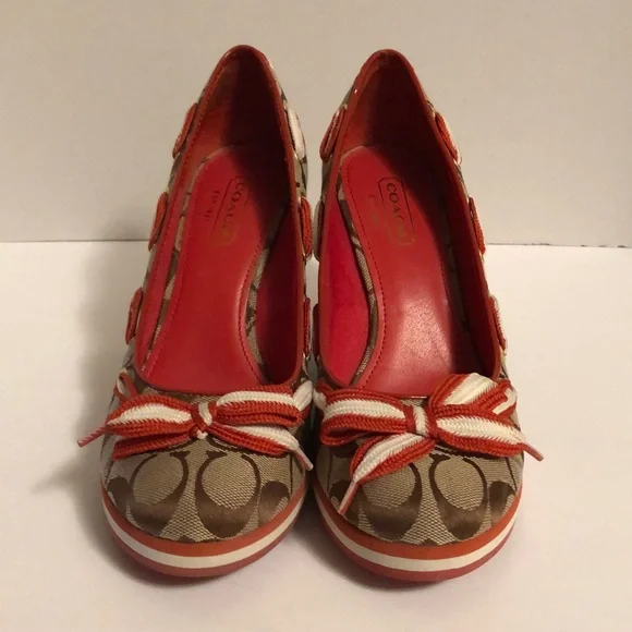 COACH LINEN WEDGE HEEL SHOE - Picture 4 of 8